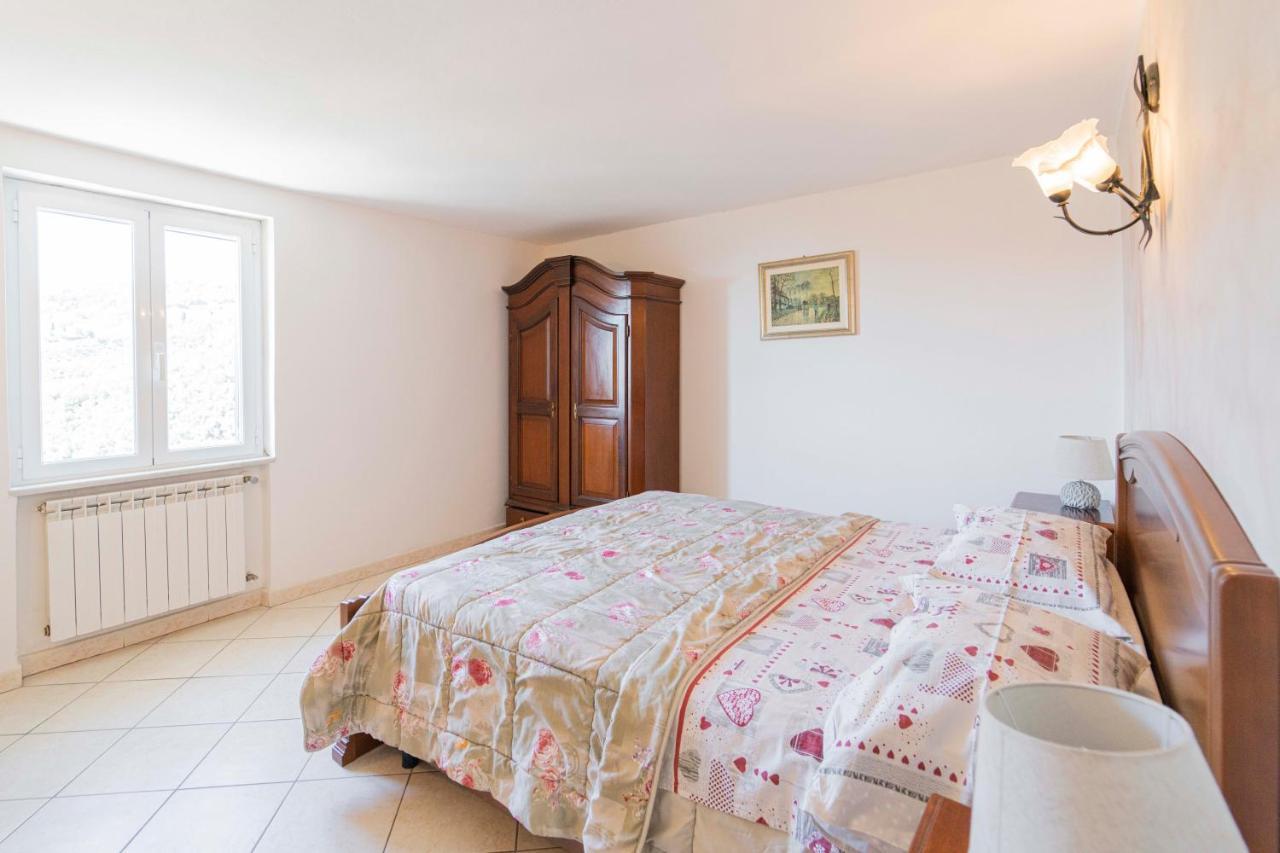 Casa Vacanza Il Portico Монеглия Екстериор снимка