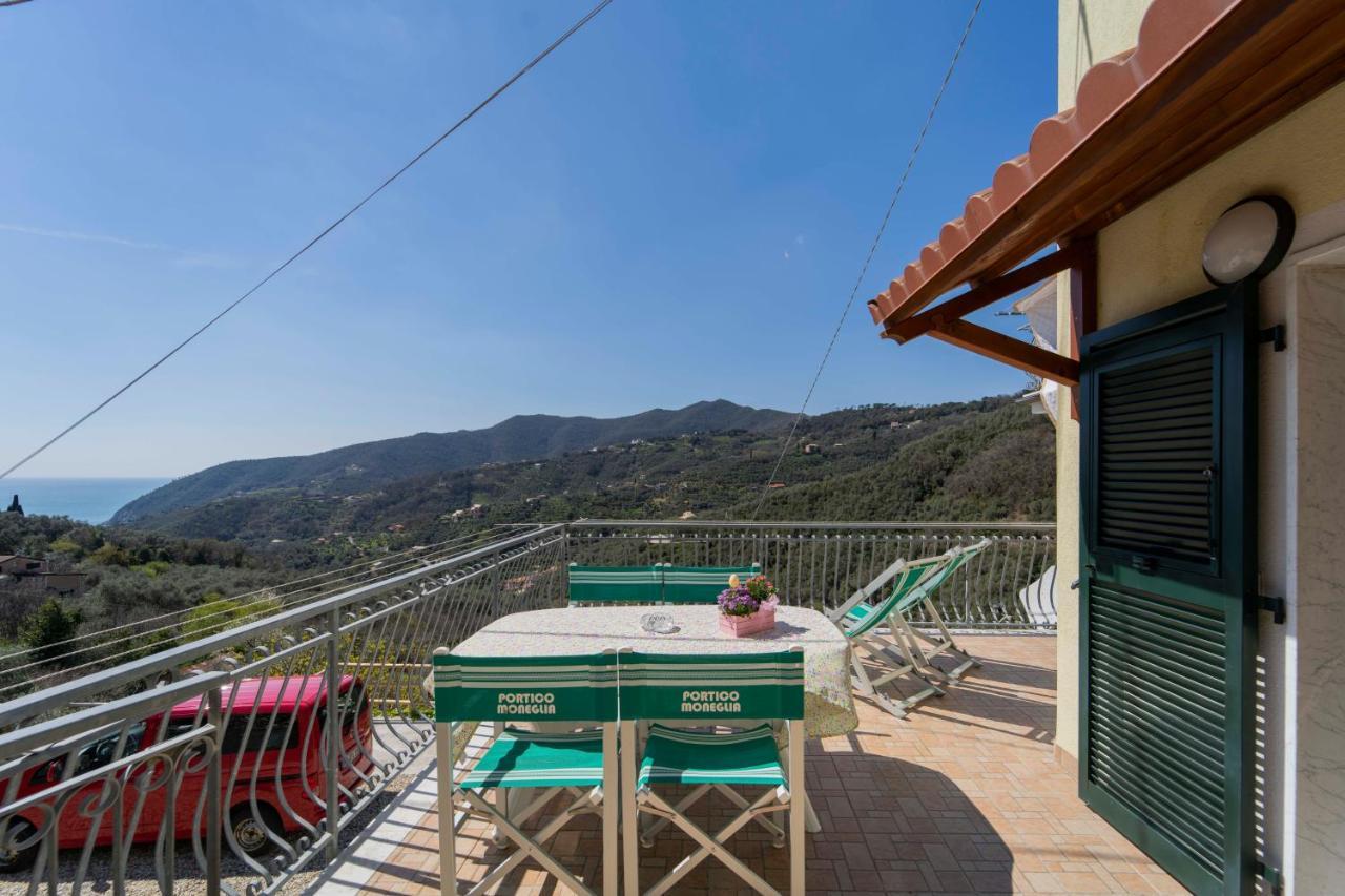 Casa Vacanza Il Portico Монеглия Екстериор снимка