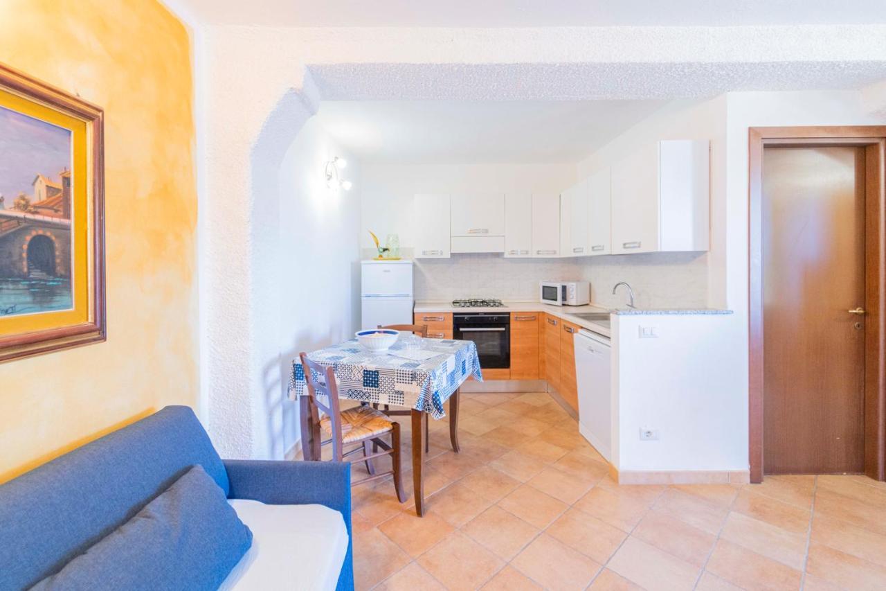 Casa Vacanza Il Portico Монеглия Екстериор снимка
