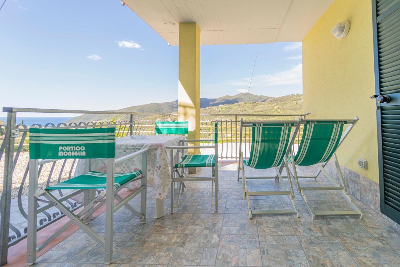 Casa Vacanza Il Portico Монеглия Екстериор снимка