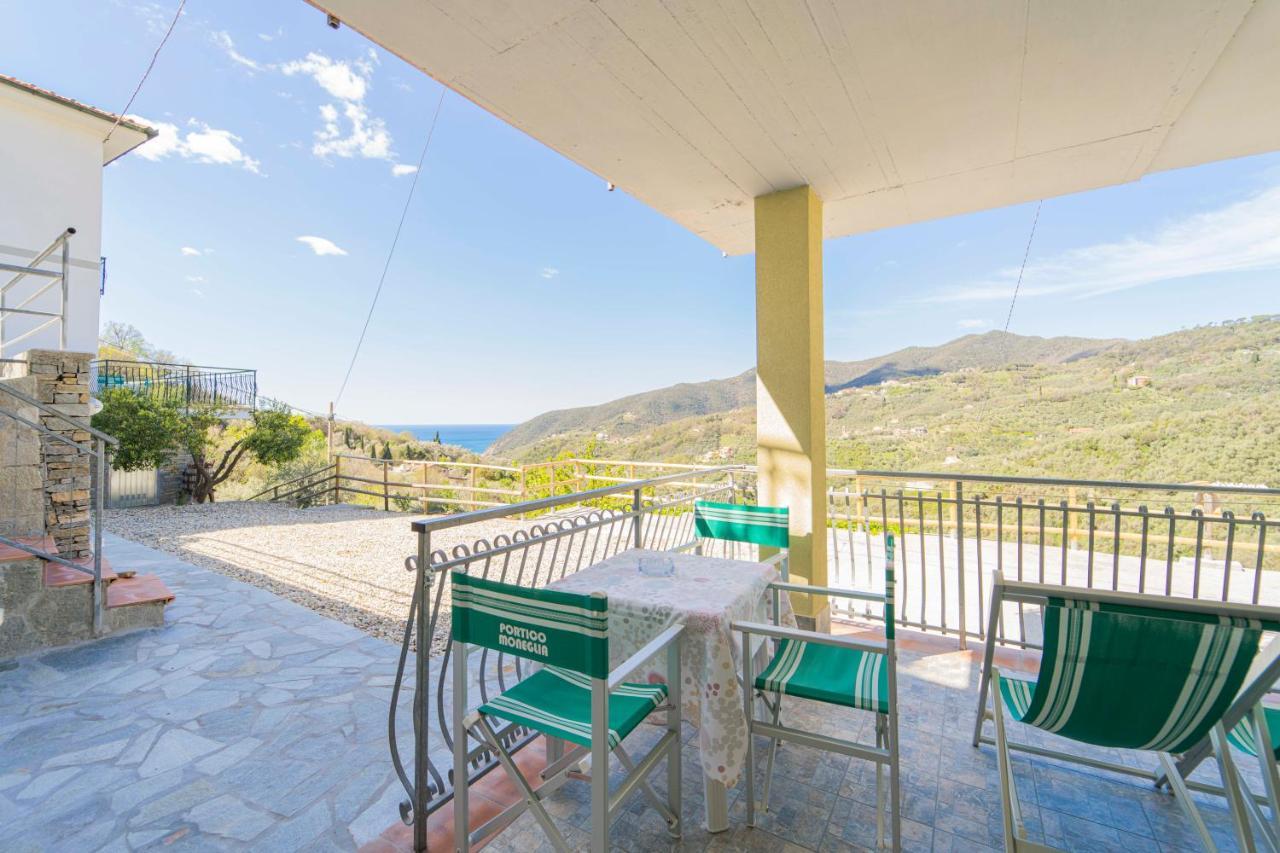 Casa Vacanza Il Portico Монеглия Екстериор снимка