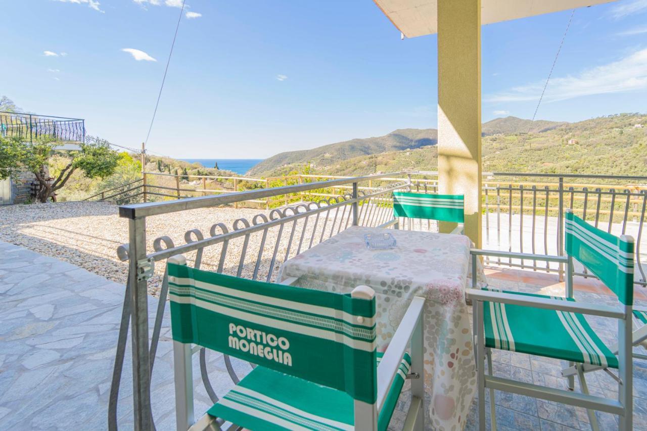 Casa Vacanza Il Portico Монеглия Екстериор снимка